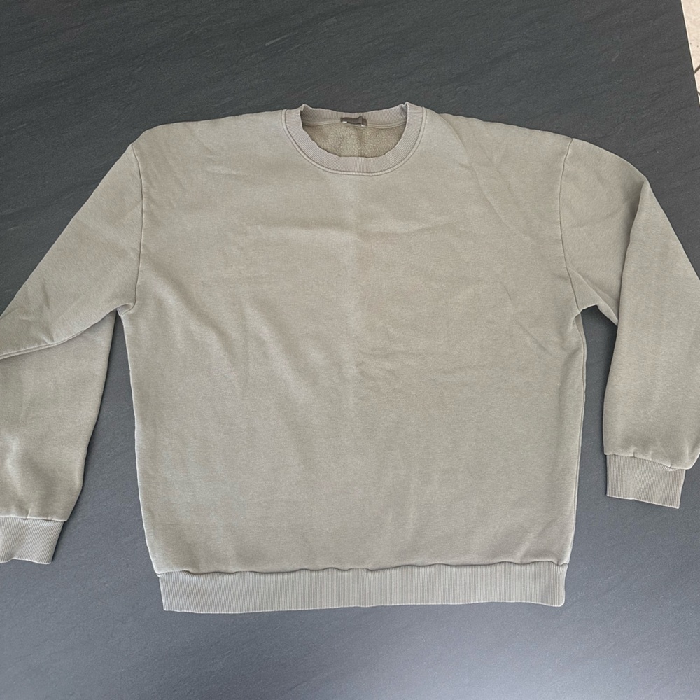 nuuds Women's Sage Green/Olive Green Crew Neck Sweatshirt